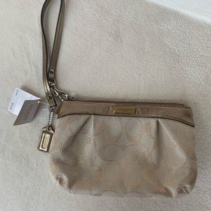 Coach Gold SIG MET PLT Wristlet